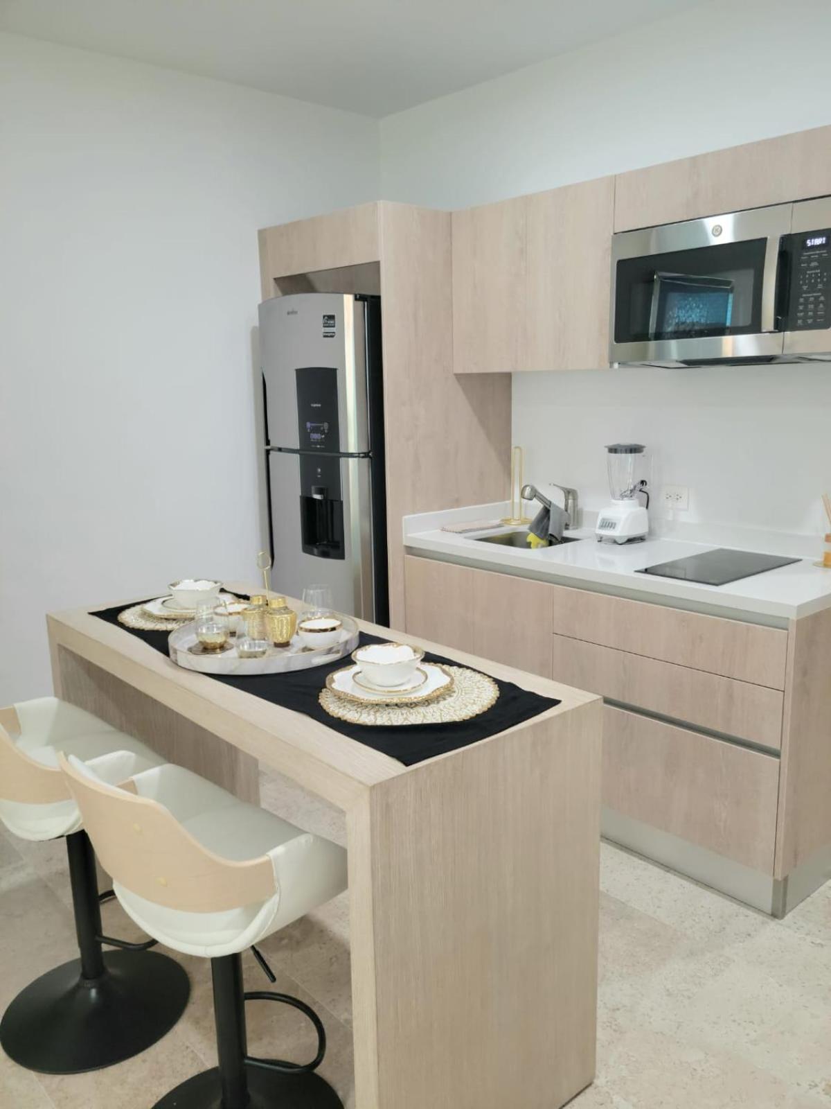 Apartamento Acogedor A Metros De La 5ta Avenida
